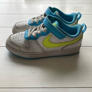 Kids Nike Court Borough Low size 1Y